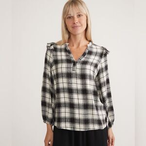 Marine Layer Jamie Ruffle Sleeve Top Black and White Size S